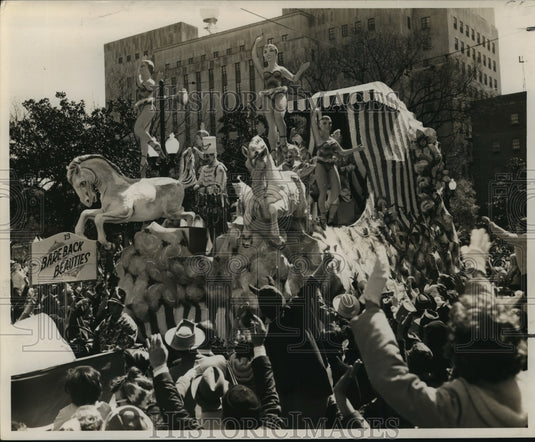 1962 'Bareback Beauties' circus float at Rex parade on Mardi Gras - Historic Images