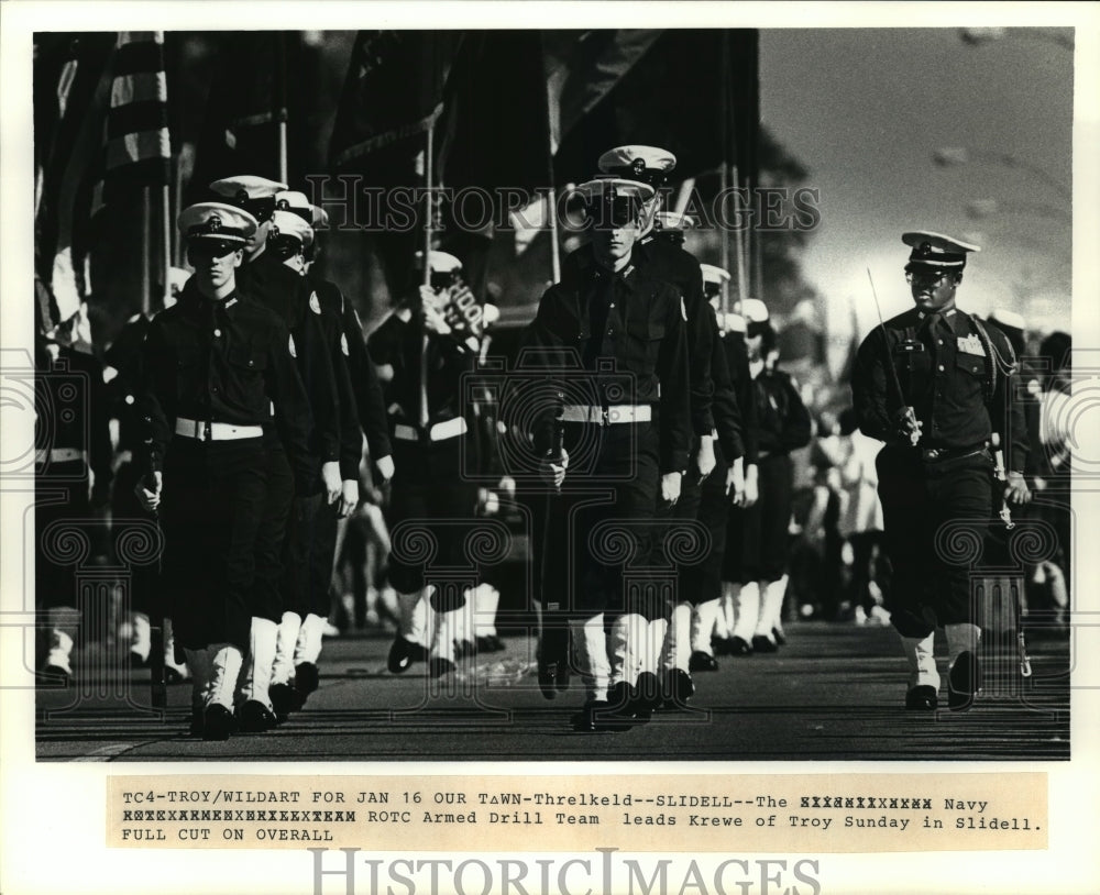 1986 Carnival Parade - Historic Images