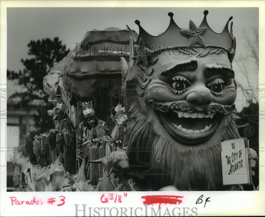 1989 Carnival Parade - Historic Images