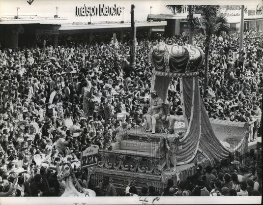 1970 Rex King of Carnival Waves to Crowd in Parade in New Orleans - Historic Images