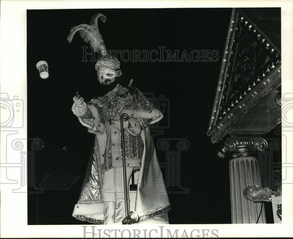 1989 Carnival Parade - Historic Images