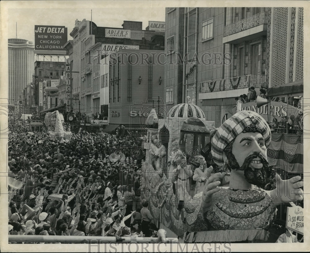 1972 Carnival Rex Parade - Historic Images