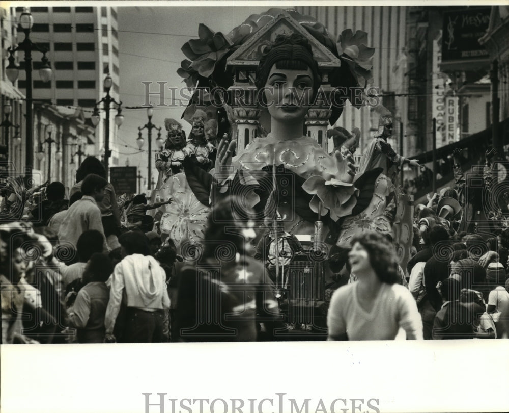 1980 Carnival Parade - Historic Images