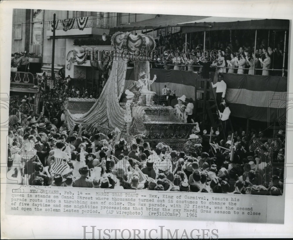 1961 Carnival Parade - Historic Images