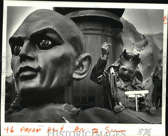 1987 Carnival Parade - Historic Images