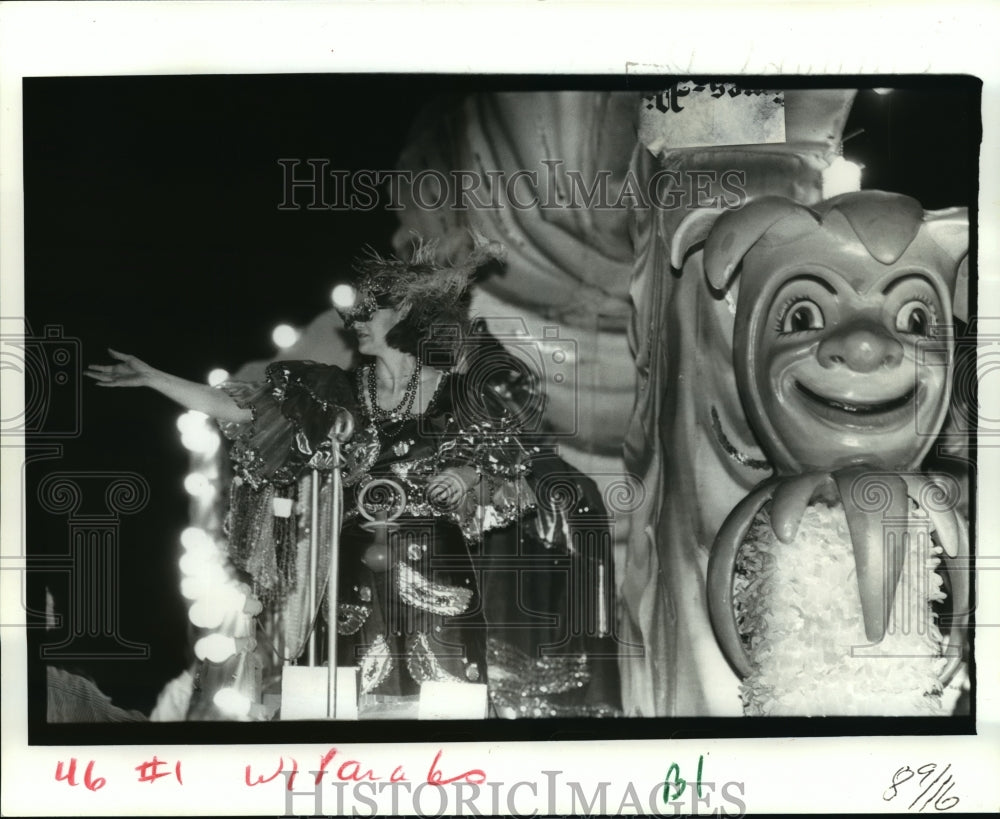 1988 Carnival Parade - Historic Images