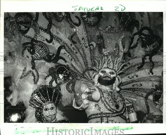 1989 Carnival Parade - Historic Images