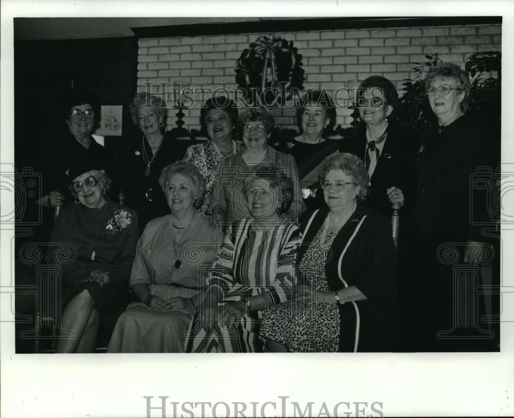 1990 Carnival Queens= Former Queens of Krewe of Slidellians. - Historic Images