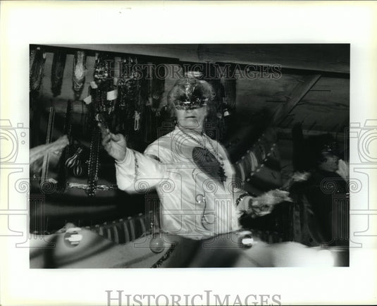 1991 Carnival Parade - Historic Images