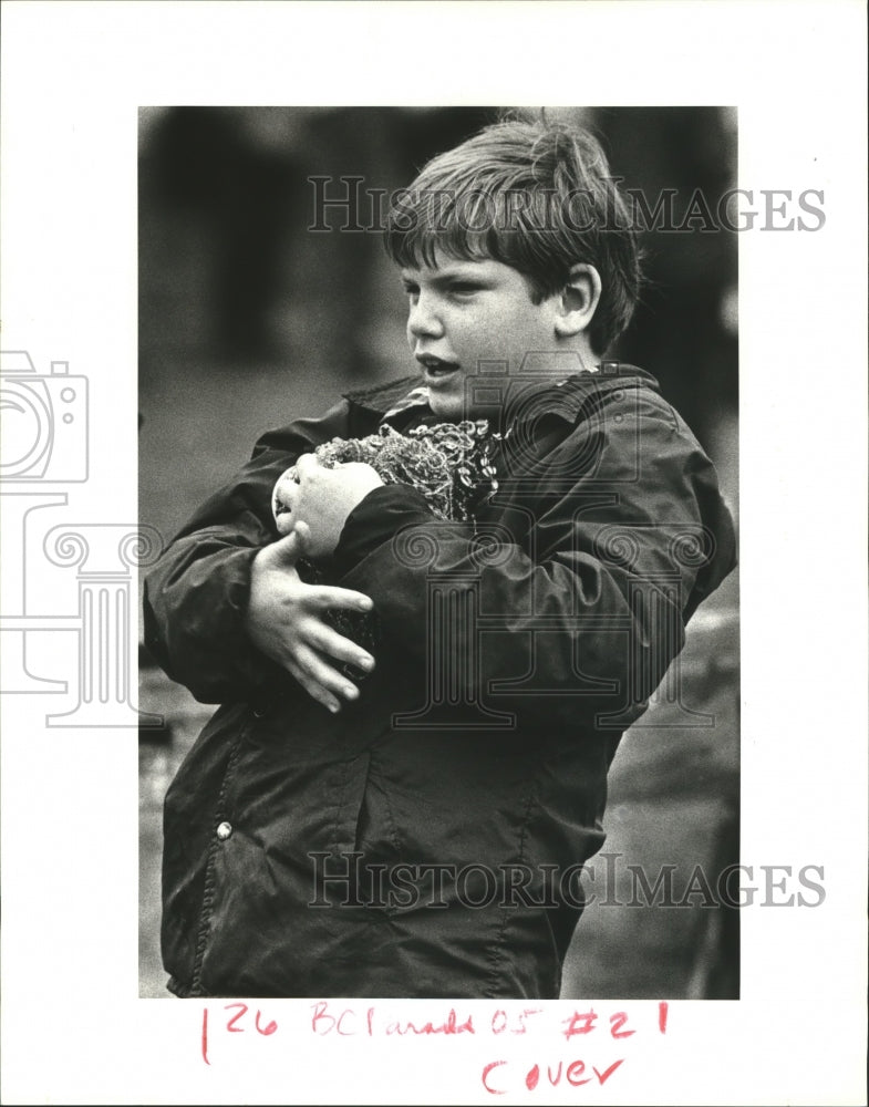 1987 Carnival Parade - Historic Images