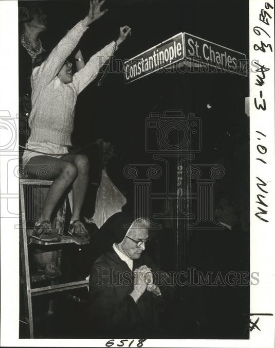 1981 Carnival Parade - Historic Images
