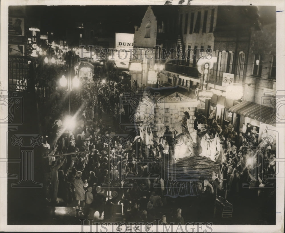 1963 Carnival Parade - Historic Images