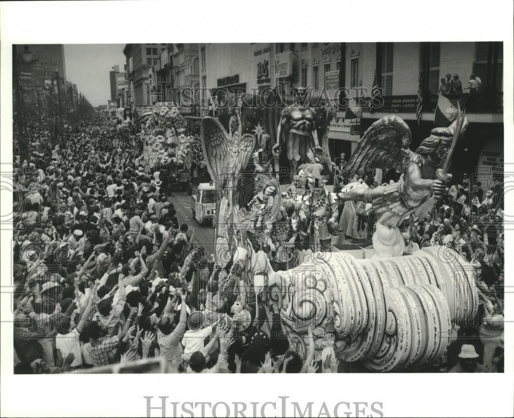 1981 Carnival Parade - Historic Images