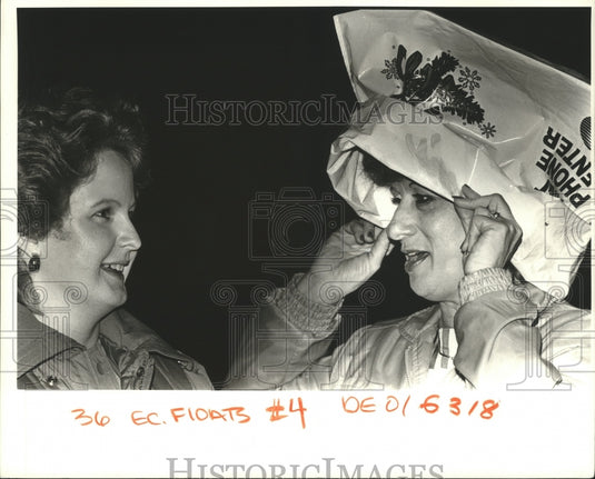 1987 Two Women Spectators at Mardi Gras Carnival  - Historic Images