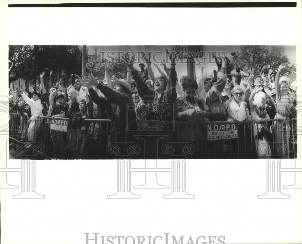 1993 Mardi Gras Crowd on Napoleon Avenue Beg from Rex Parade Riders - Historic Images