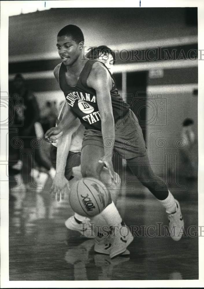 1985 Press Photo Derrick Taylor at LSU scrimmage, De La Salle High