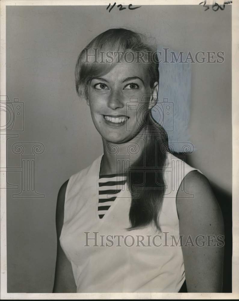 1964 Press Photo Susan Thill, dropped out of "Holiday on Ice," plans to return - Historic Images