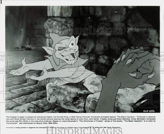 1985 Press Photo Creeper addresses Horned King in Disney's "The Black Cauldron"- Historic Images