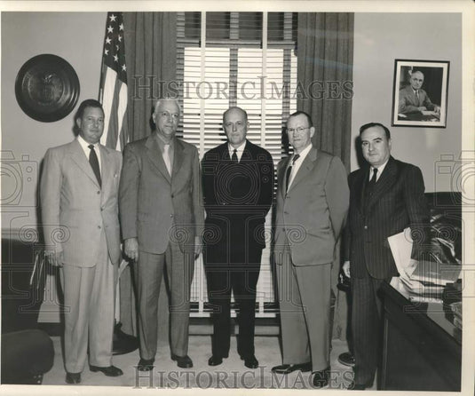 1950 Thomas Finletter welcomes Biloxi's City and Chamber officials-Historic Images