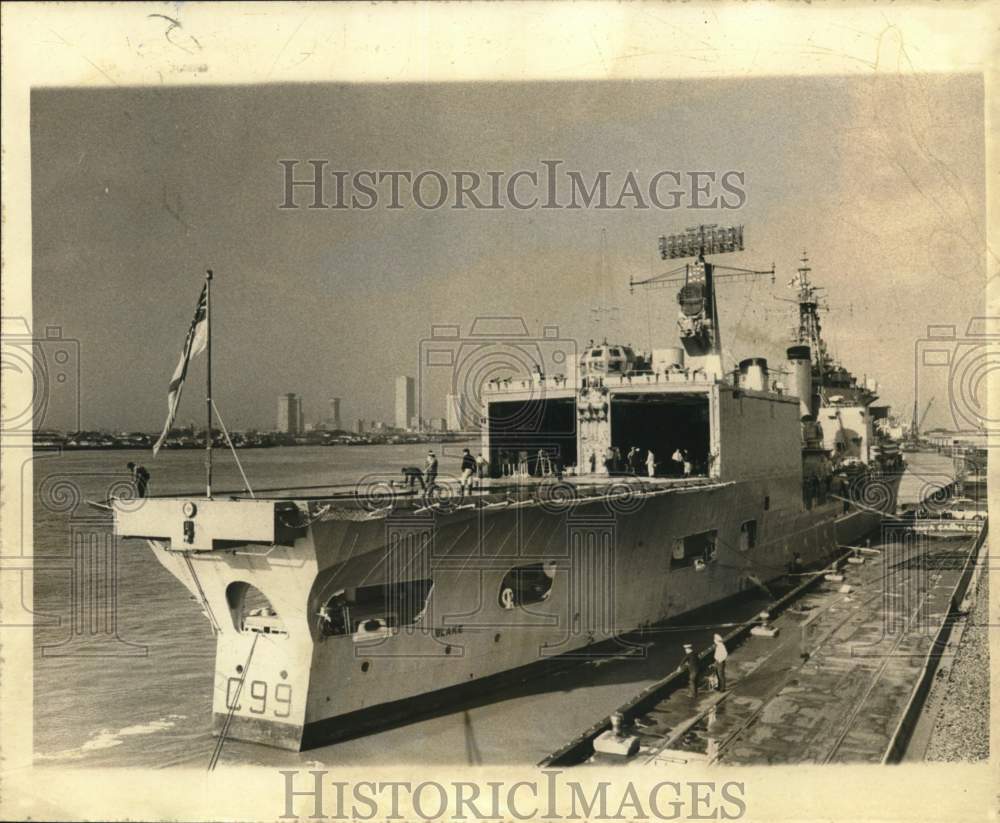 1974 Press Photo Royal Navy HMS Blake docked at New Orleans&#39; Poland Avenue Wharf - Historic Images