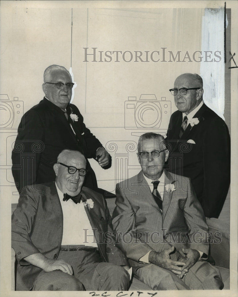 1968 Press Photo Members of 1911 Boys&#39; High School Graduating Class at Banquet-Historic Images