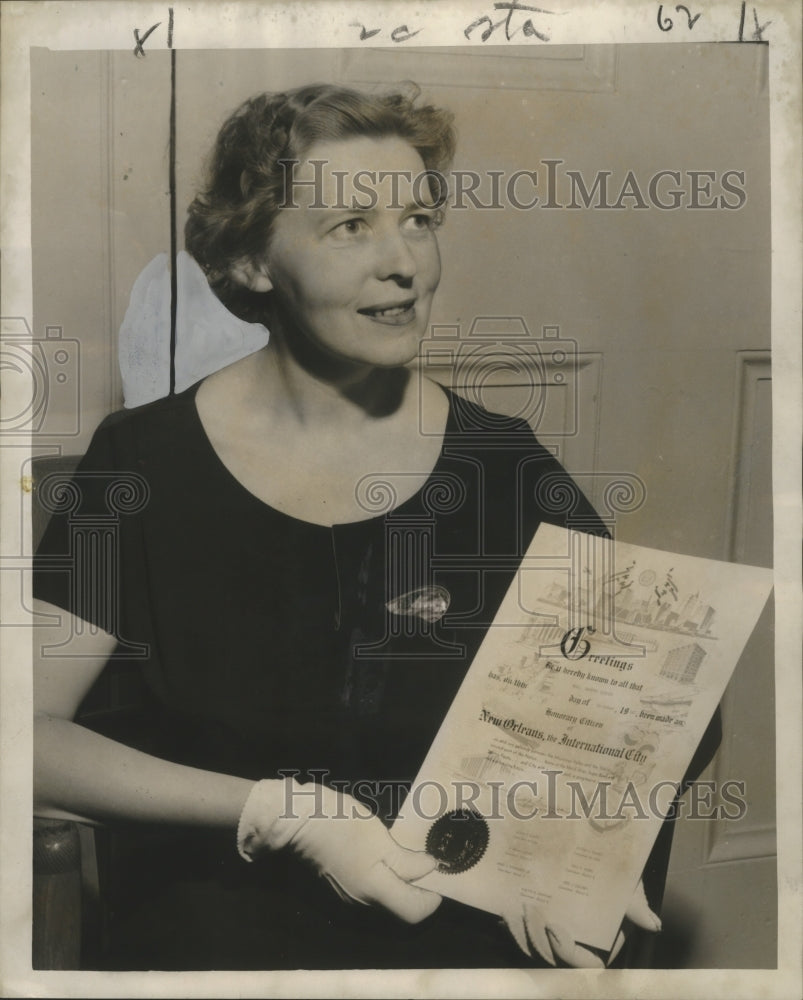 1956 Mrs. Hanne Budtz of Danish parliament holding honor - Historic Images