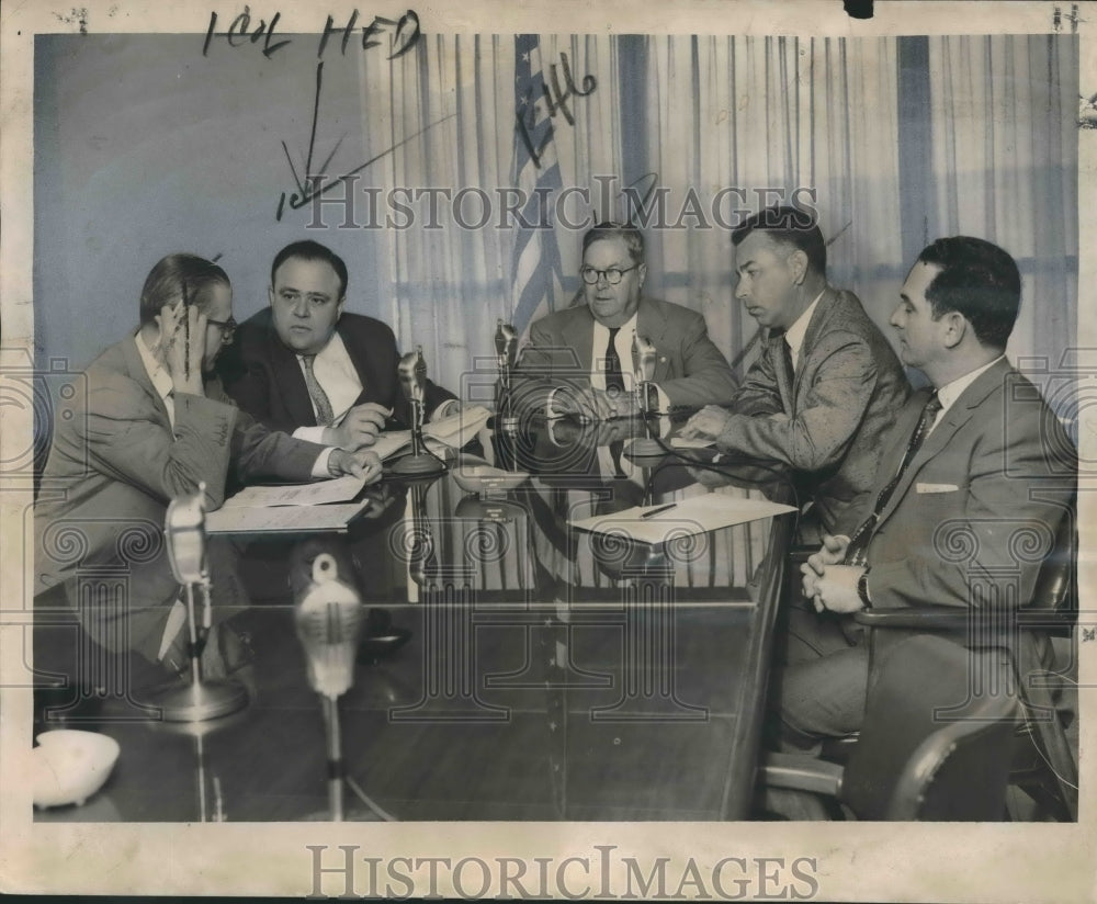 1959 Jefferson parish charter members hold a study committee meeting-Historic Images