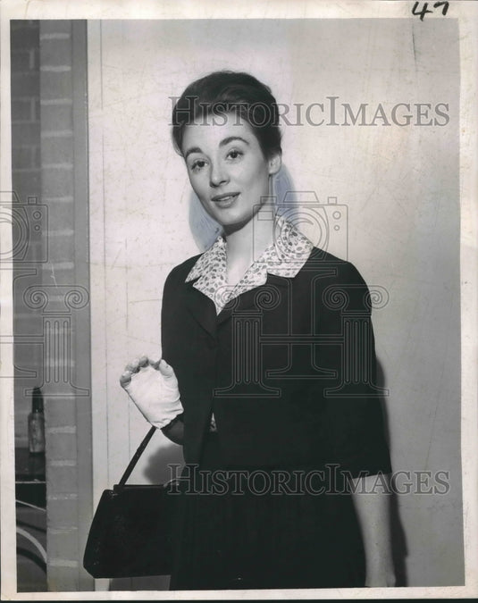 1963 Press Photo Sandra Church as Marlon Brando's wife in "The Ugly American" - Historic Images