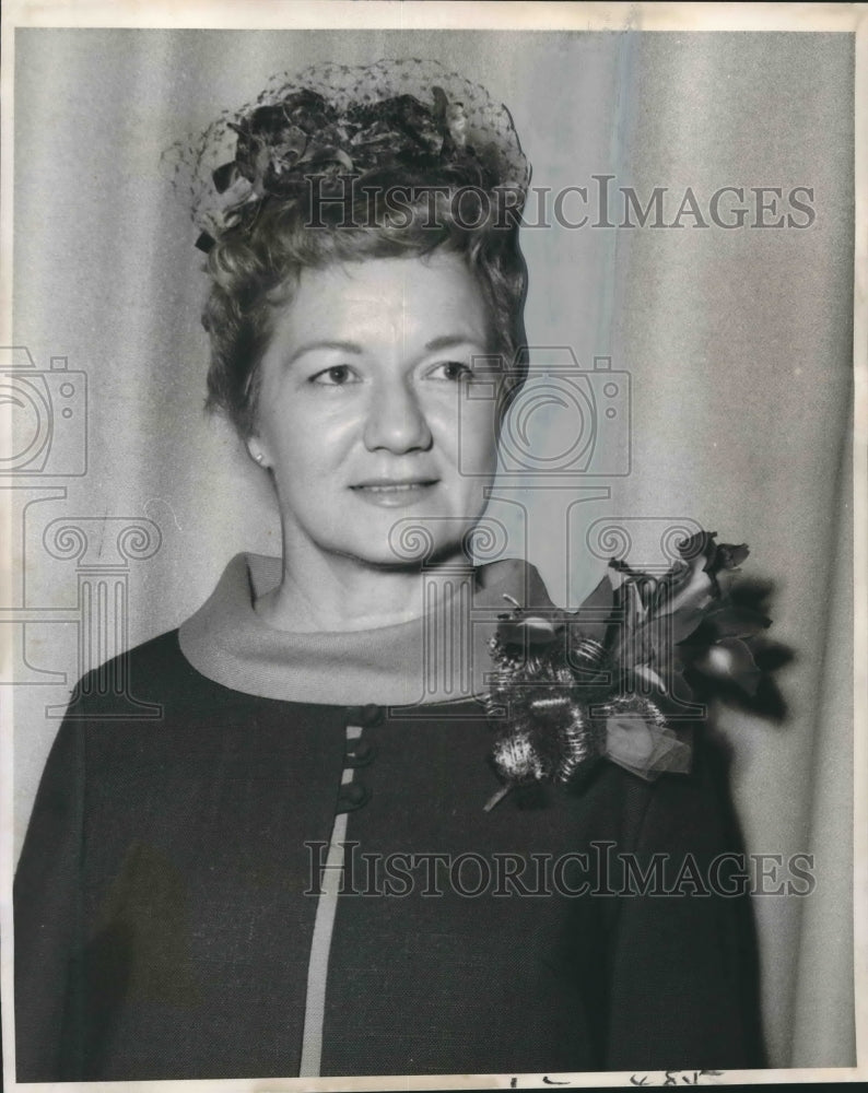 1968 Press Photo Lakeshore Woman&#39;s Club President Mrs. Walter Christensen - Historic Images