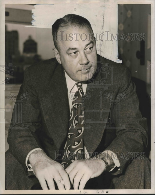 1951 Press Photo Earl W. Clark - noo05716-Historic Images