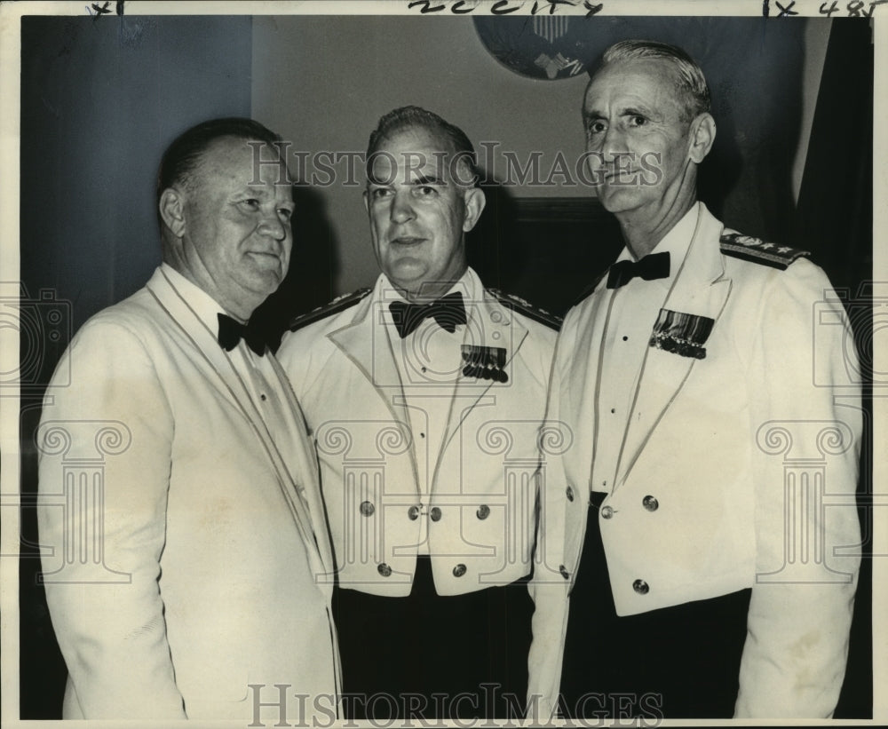 1967 Press Photo New Orleans Navy League Honors Rear Admiral James D. Craik-Historic Images