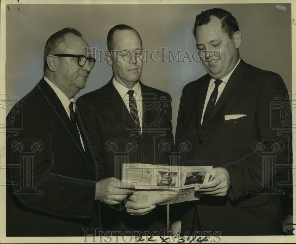 1964 Rev.Charles Craighead & company prepare for cittywide revivals - Historic Images