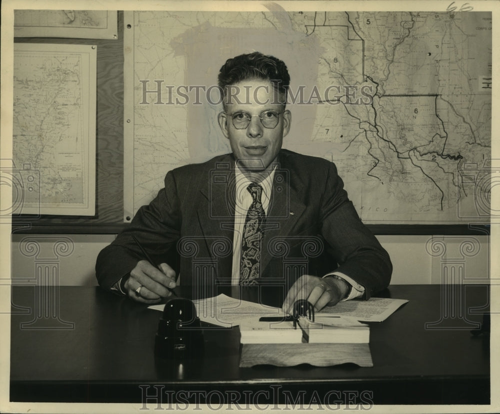 1948 Maj. Durwood Dixon of New Orleans District, Corps of Engineers - Historic Images