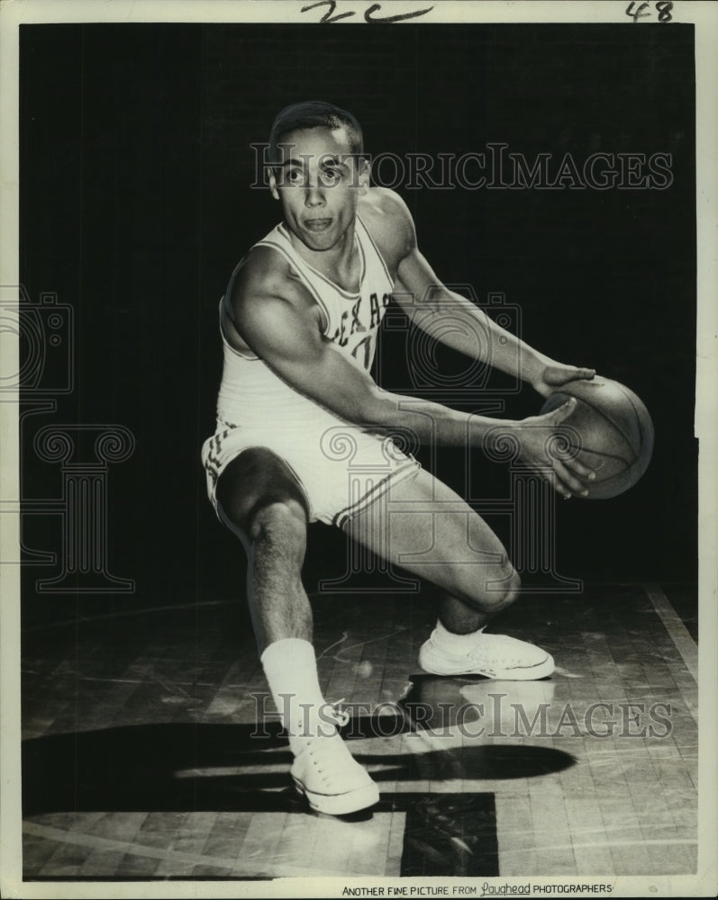 1964 Press Photo Texas Guard Jimmy Clark on the Basketball Court - noo09983- Historic Images