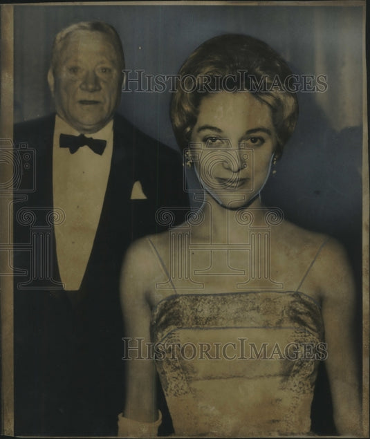1965 Press Photo William O. Douglas with Wife Joan Carol Martin at Event-Historic Images