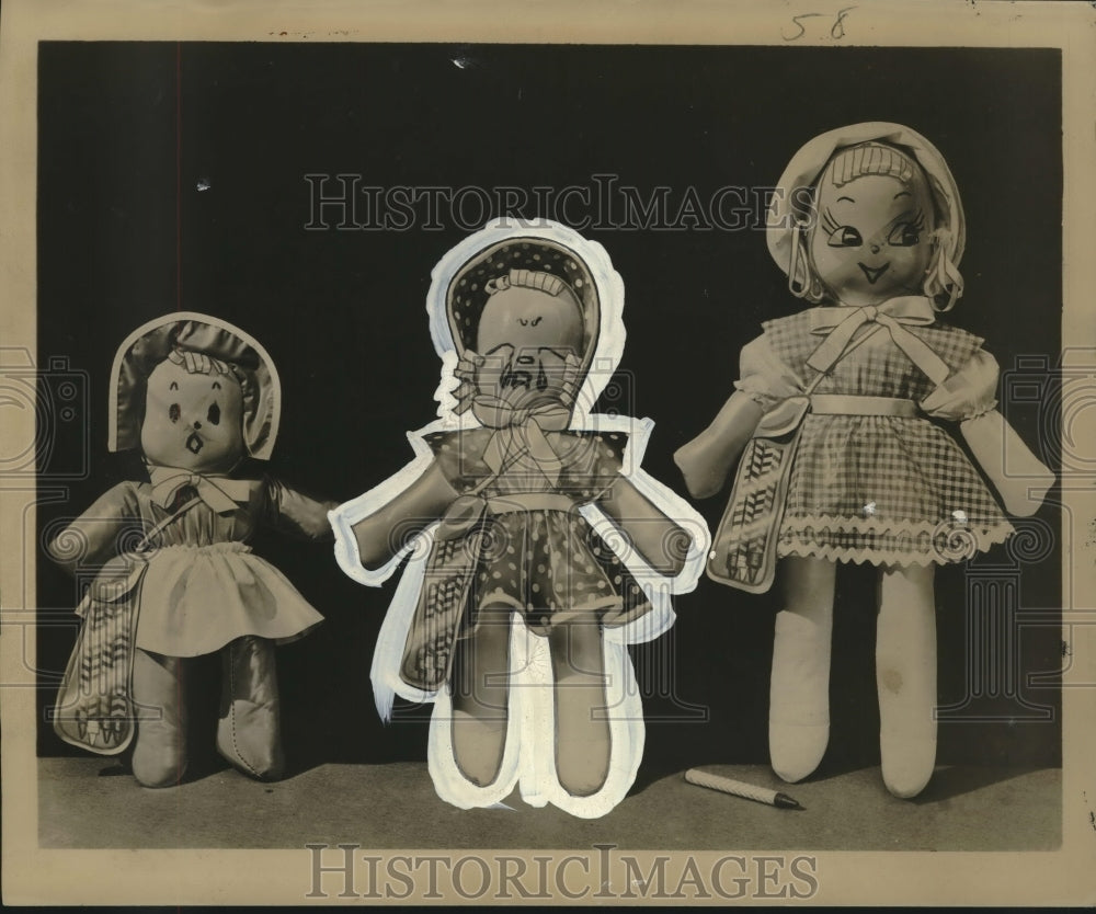 Press Photo Various dolls - noo11239 - Historic Images