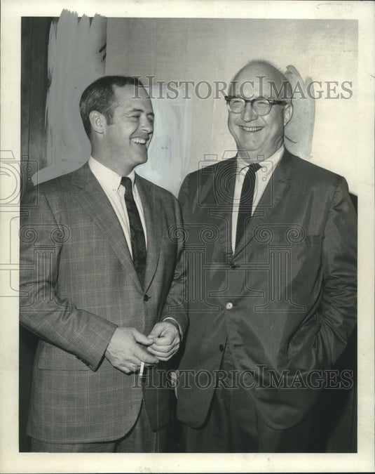 Press Photo Jack Dolph chats with Senator Charles Smither, owner of the Bucks. - Historic Images