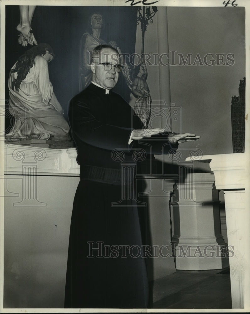 1964 The Reverend Morris N. Dummet at St.Michael&#39;s Church - Historic Images