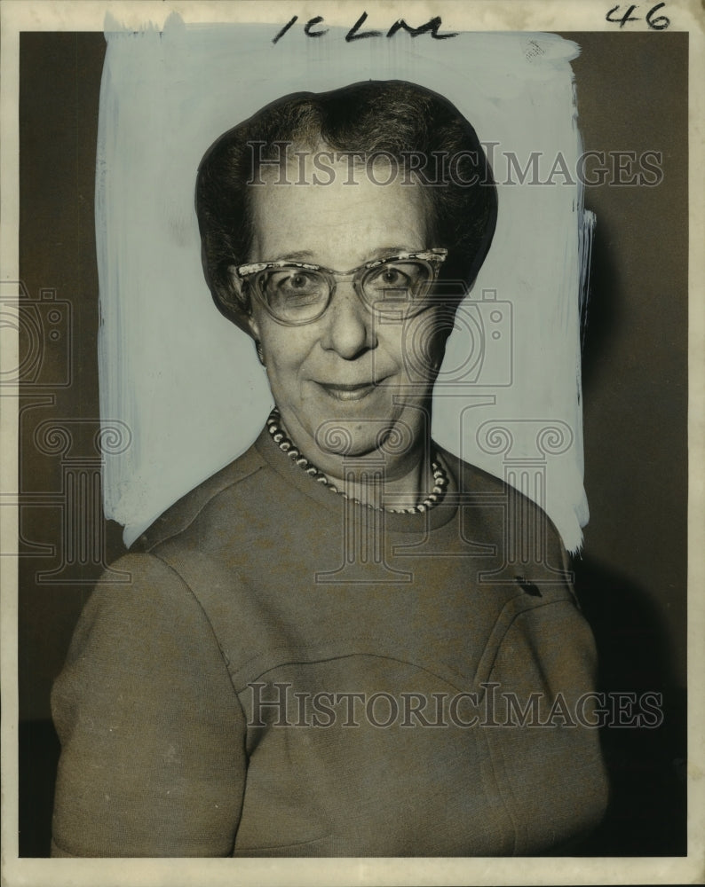 1969 Miss Beatrice Davis, president of Mental Hygiene Institute - Historic Images