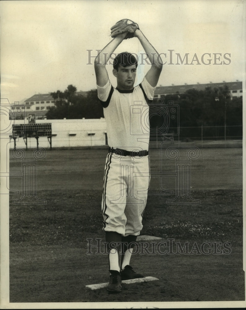 1968 Press Photo Gene Duhe, Minor League Baseball Player, Louisiana - noo12419-Historic Images