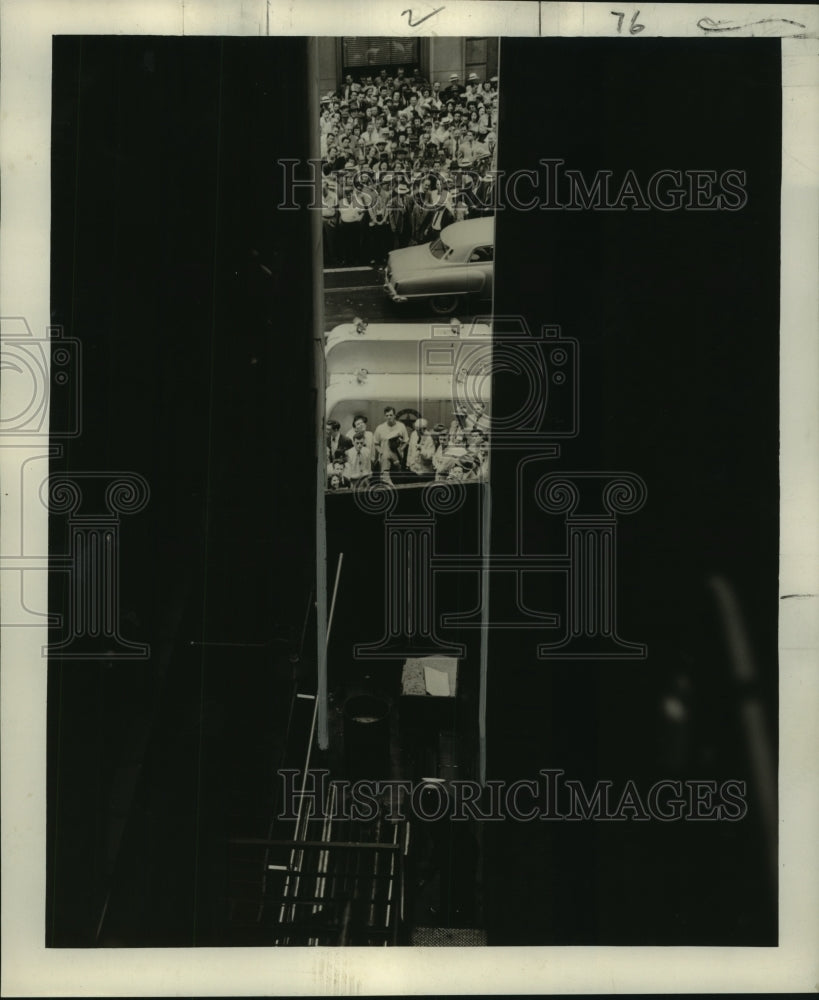 1951 Press Photo Crowds Outside New Orleans Carondelet Building - noo12431-Historic Images