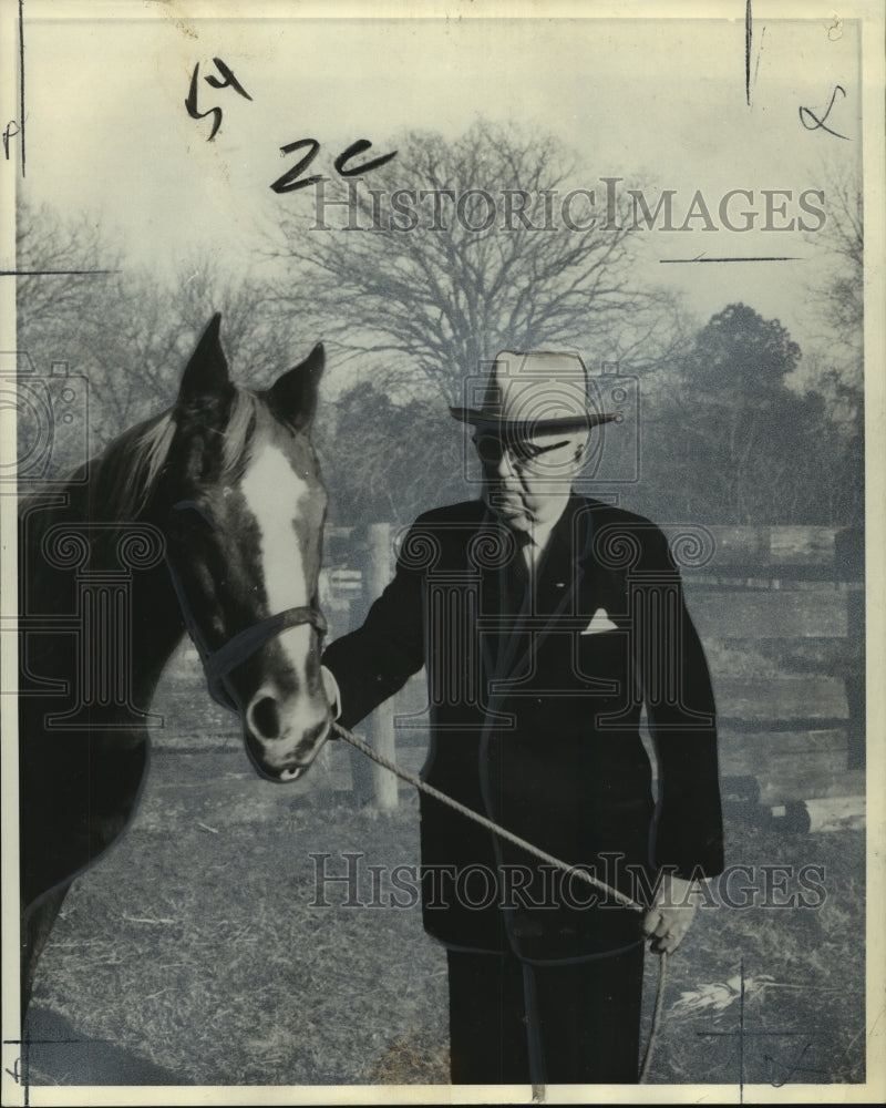 1964 Horse &quot;Marriage&quot; and owner C.L. Du Puy - Historic Images