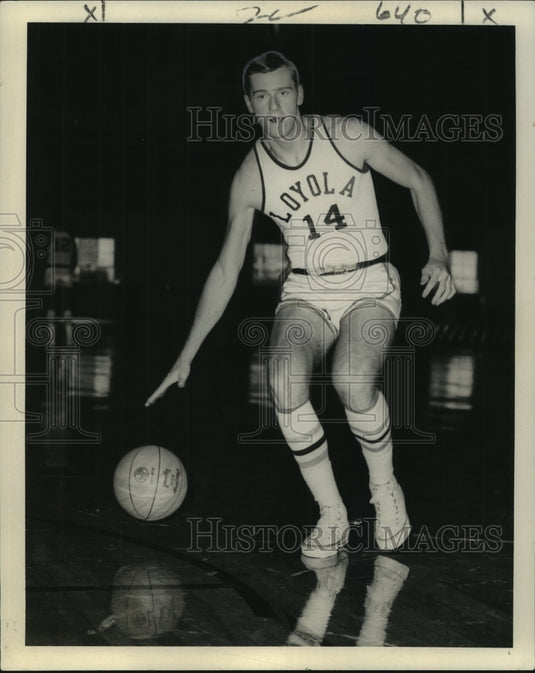 1965 Press Photo Basketball player John Erk of Loyola - noo13264- Historic Images