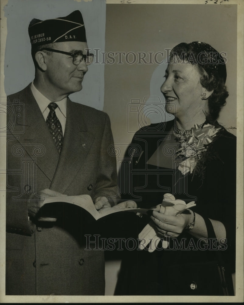 Press Photo Albert G. Jones, Mrs. Paul E. Fayard, DAV Chapter Commanders - Historic Images