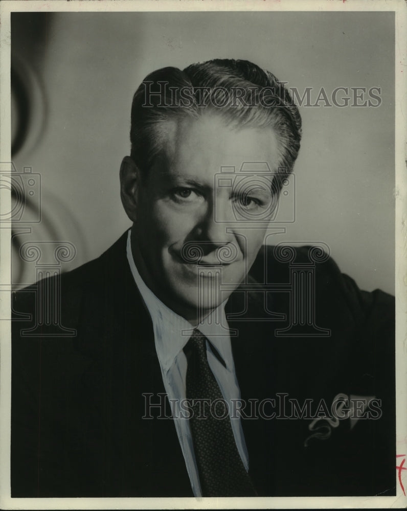 1960 Press Photo Singer Nelson Eddy opens in the Swan Room of Monteleone Hotel-Historic Images