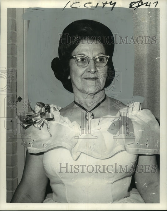 1965 Press Photo Mrs. Gladys Ernst, president of PBX Club of New Orleans-Historic Images