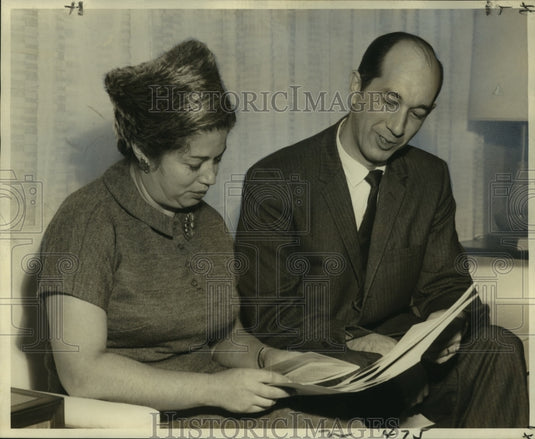 1961 B'nai B'rith Officials discuss plans for Adult Jewish Education-Historic Images