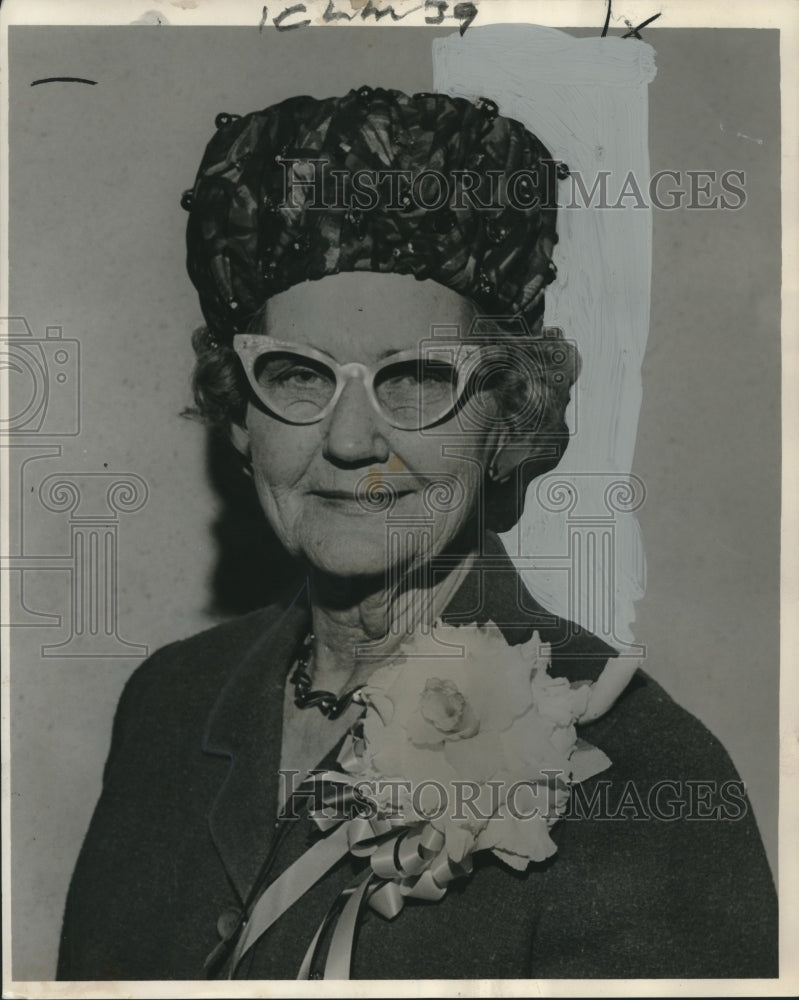 1964 United Spanish War Veterans Auxiliary President in New Orleans - Historic Images