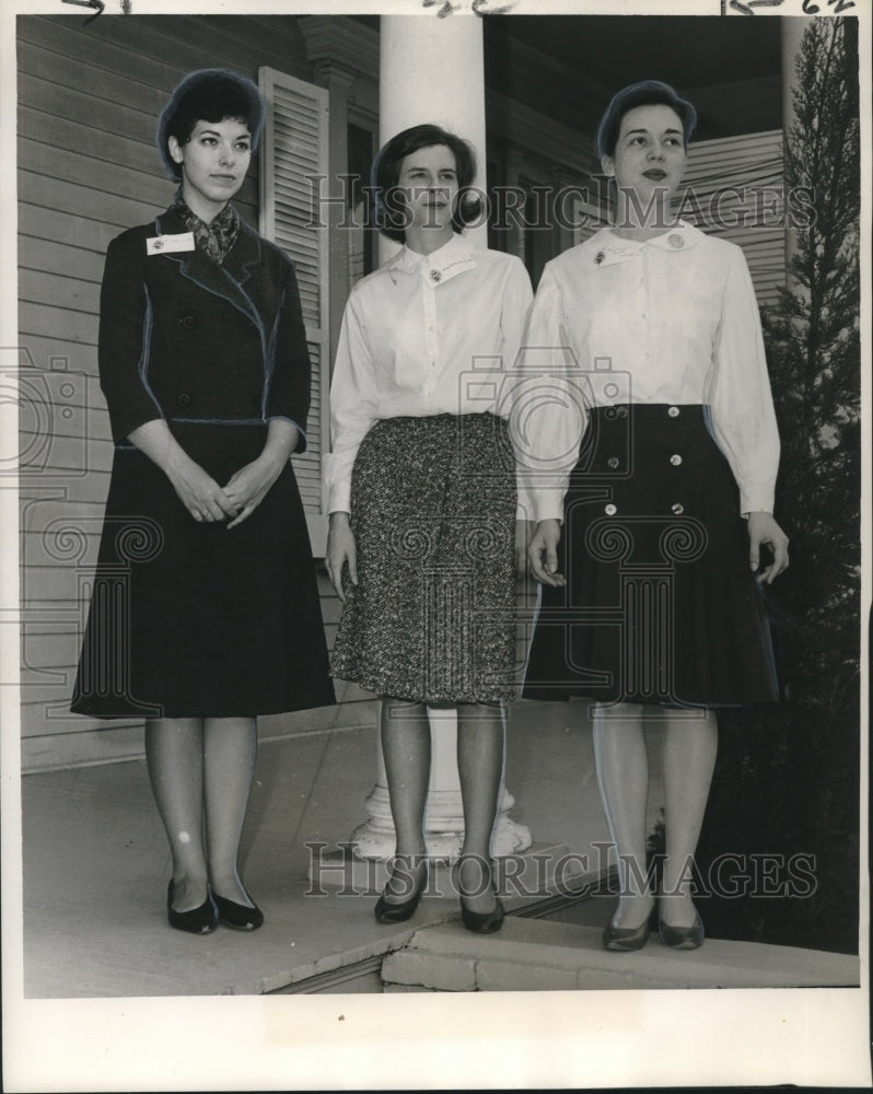 1964 Press Photo Betty Bell, Delery Eagan, Nancy Snellings At Alpha Omicron Pi-Historic Images