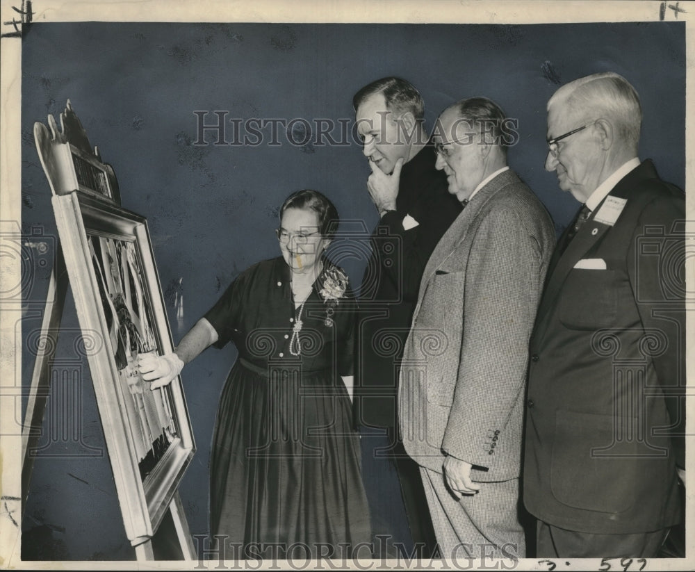 1960 Loyola Alumni Look at Pictures of College Days, New Orleans - Historic Images